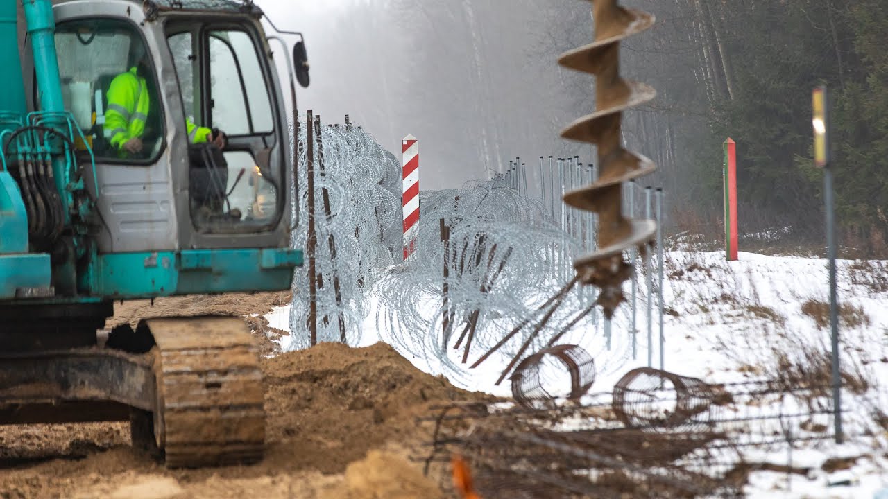 Zapora na polsko-białoruskiej granicy - budowa 27.01.2022 I Poland Belarus border conflict