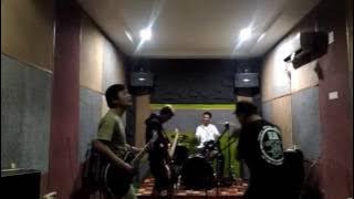 cupumanik-garuda berdarah (cover CUKUPANIC)