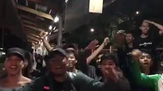 Download Delapan Famiglia - Dari Waktu Ke Waktu Curva Nord Persija Video MP3 Delapan Famiglia - Dari Waktu Ke Waktu Curva Nord Persija