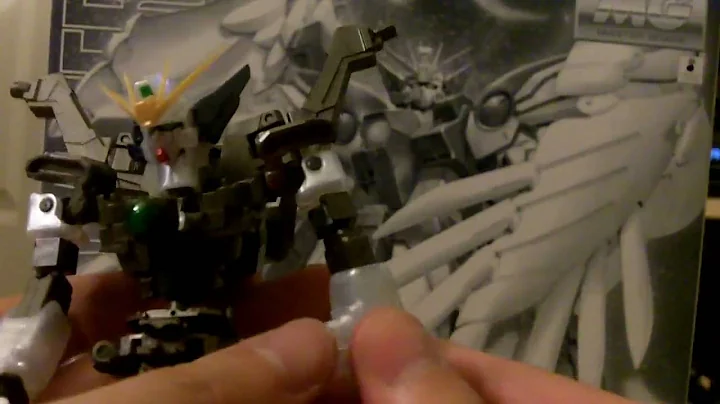 MG 1/100 Wing Zero Custom Pearl Gloss Inner Frame