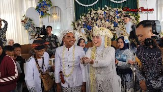 suasana pernikahan neng Regita dan lutfi di kampung pasar wetan cisurupan garut by adysta weddyng 