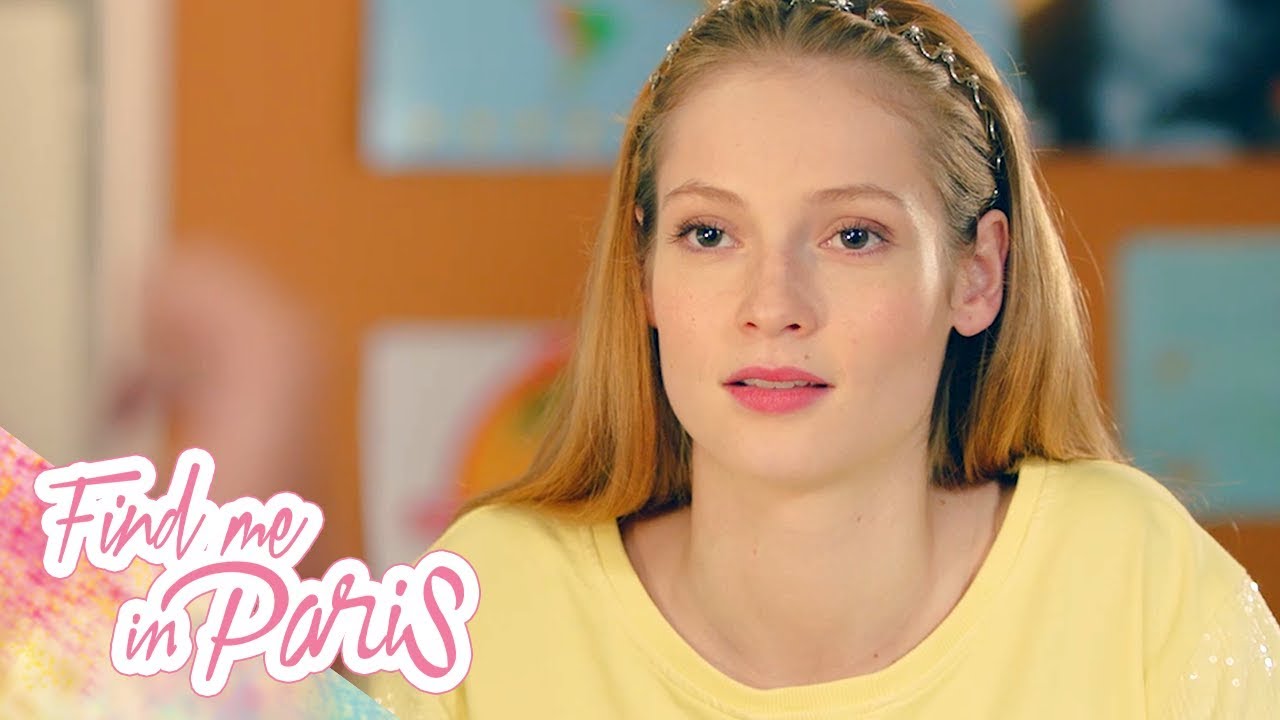 บริดเจอร์ตัน วังวนรัก เกมไฮโซ (Bridgerton) ซีซั่น 4 "ภายใต้แสงเทียนและหน้ากากที่ปิดบังใบหน้า หญิงสาวในชุดสีเงินเปรียบดั่งมนตราที่ร่ายใส่หัวใจของศิลปินหนุ่มแห่งตระกูลบริดเจอร์ตันเพียงชั่วข้ามคืน ทว่าเมื่อระฆังเที่ยงคืนดังเหง่งหง่าง เธอกลับเลือนหายไปราวกับหยาดน้ำค้าง ทิ้งไว้เพียงปริศนาที่เขาสลัดไม่หลุดนานนับสองปี ใครจะคิดว่า 'เลดี้ในชุดเงิน' ผู้สูงศักดิ์ในวันนั้น แท้จริงคือสาวใช้ผู้ยากไร้ที่ถูกพันธนาการด้วยอดีตอันขมขื่น เมื่อความรักต้องเลือกระหว่างเสียงเรียกร้องของหัวใจกับกำแพงชนชั้นที่สูงตระหง่าน… พวกเขาจะยอมแลกทุกอย่างเพื่อตอนจบที่สมหวังหรือไม่" 11