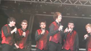 Bar-Line Sing In The Still Of The Night At Perfect Pitch