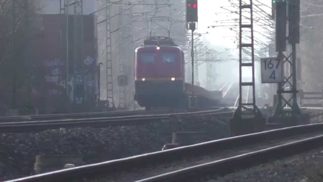 BR 140 070-4 mit Flachwaggons