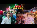Bina Tickets Ke VIP Show Pe Aagaya 