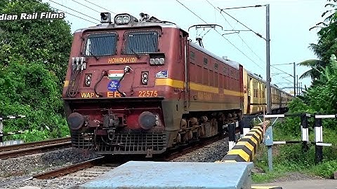 Fast & Furious Speedy Red Beast WAP-4 Loco Teesta Torsa Exp Between Railgate | Eastern Railways