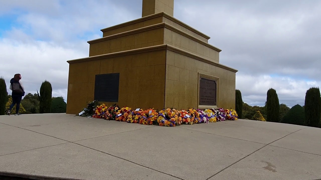 Mount Macedon Memorial Cross