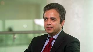 Dr Atif Alvi is explaining the importance of colorectal cancer screening.