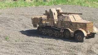 1/10 RC german 8,8cm Flak 37 Sfl test drive 2
