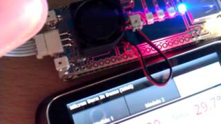 Android + PIC24 + LM35 screenshot 4