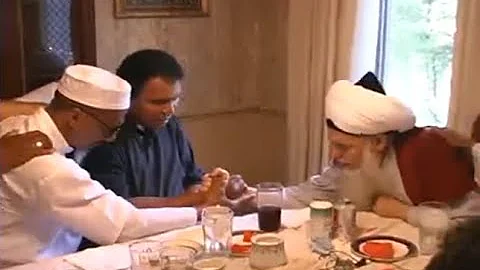 Boxer Muhammad Ali visits Mawlana Shaykh Hisham Ka...