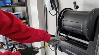 Giraffe Grandfalls pressure washer retraction problem