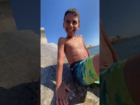 عبد الغافور قهراتو الشمش جبتو يعوم صدمني بهاذه القفزات