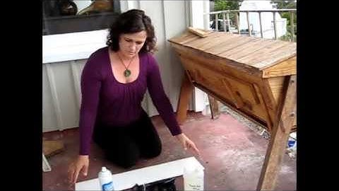 Formic Acid Treatment for Varroa in a Top Bar Hive