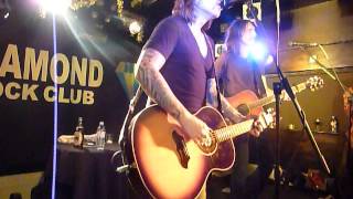 ricky warwick + damon johnson- in the arms of belfast town.