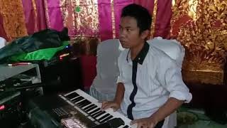 Tabir kepalsuan