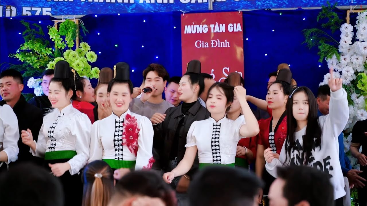 MẾT CỚ ÊM PẢ BẢN PẢNG NHẢY MỪNG TÂN GIA ÔNG BÀ [[ TRUNG SƠN ]] TẠI BẢN PẢNG PHƯỜNG CHIỀNG AN