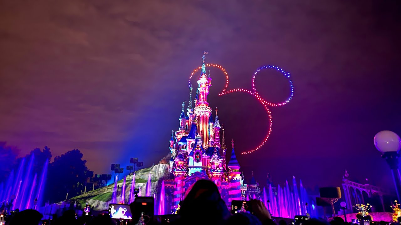 Disneyland Paris at Christmas 2022: Tag 1 Teil 2 Parade, Disney D-Light & Disney Dreams of Christmas