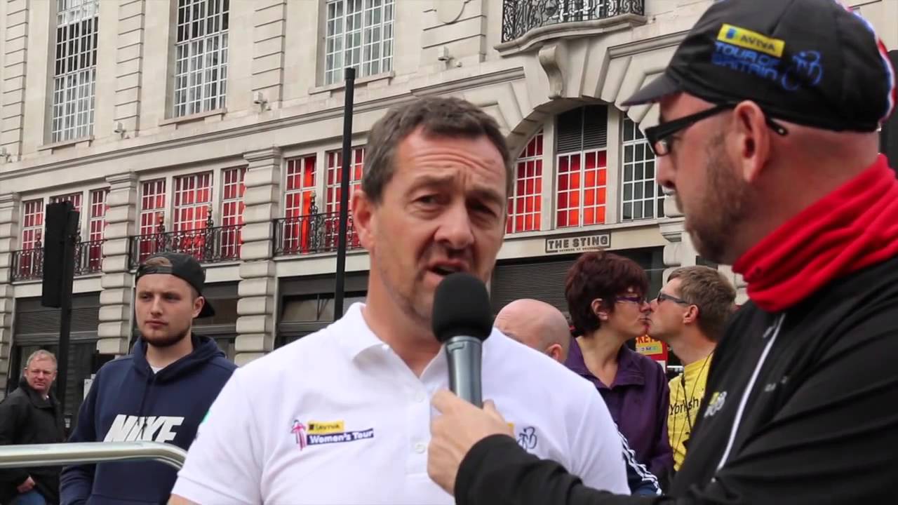 themanonthemic  (joe fisher) interviews Chris Boardman in London