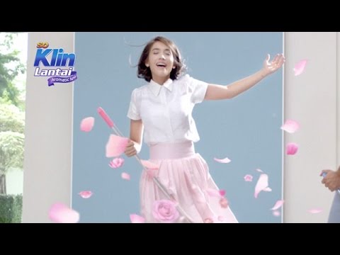 SoKlin Lantai Fun Cleaning