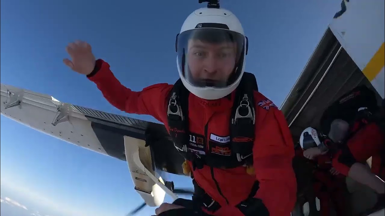 What a year for the Red Devils Army Parachute Display Team! 🌍✈️  @armyreddevils @thereddevilsonline