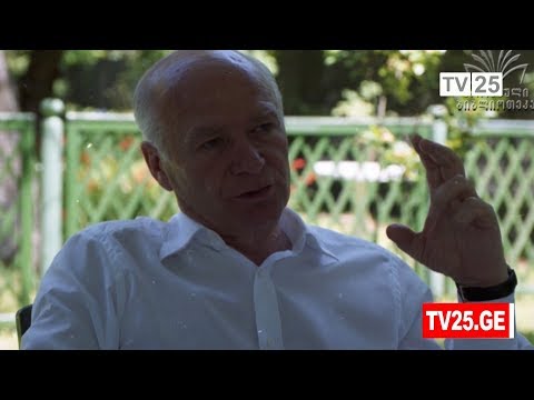 81 წლის ასლან აბაშიძე ერთ-ერთია ყველაზე ხანდაზმულ საერთაშორისო ძებნილთა შორის