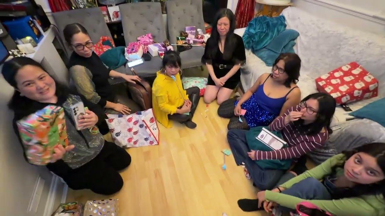 VIRAL EXCHANGE GIFTS  2026 