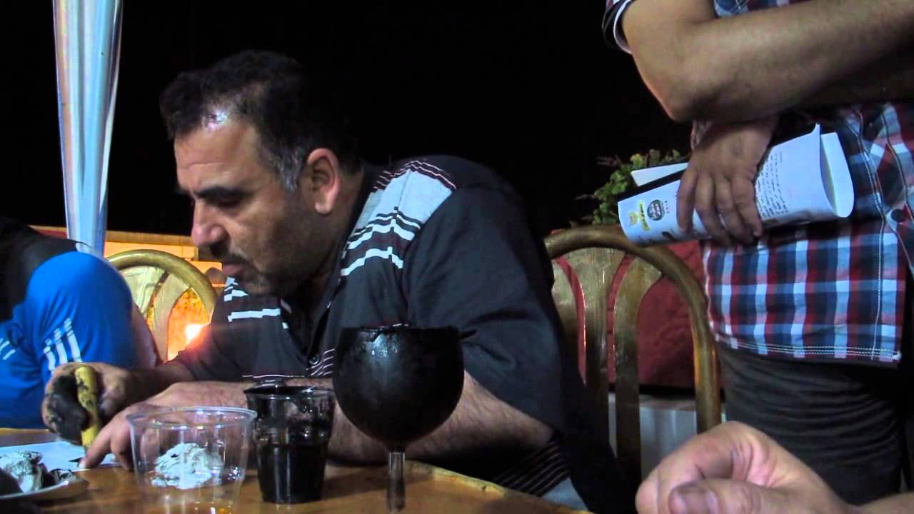 الأستاذ الخطاط هيثم سلمو ( ورشة صناعة الحبر ) فندق السفير الجزائر 2014