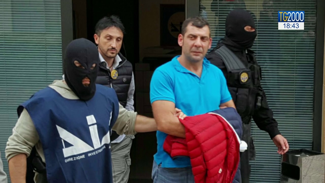 Mafia, maxi blitz ad Agrigento con 34 arresti. In manette anche capo ultrà Juve