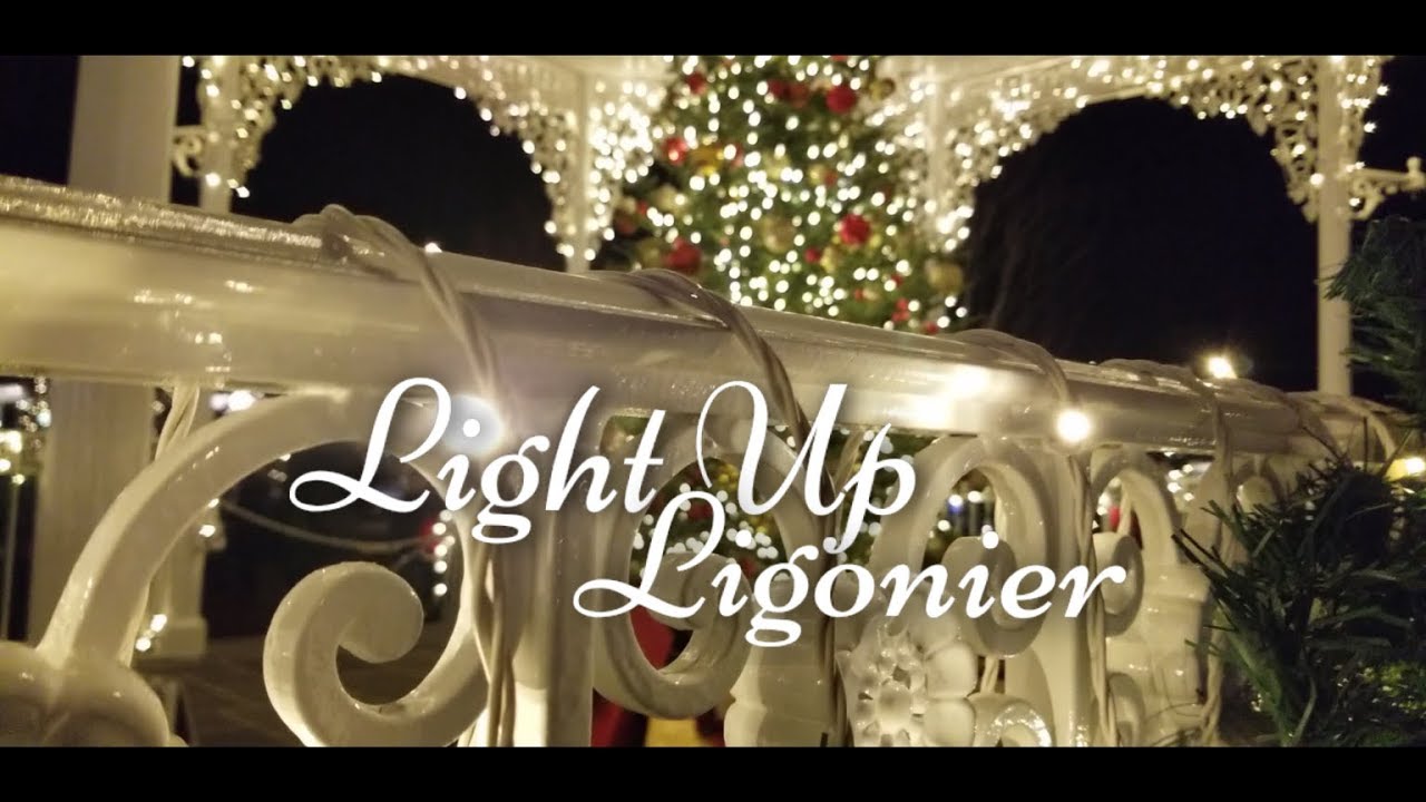 Light Up Ligonier Night in Pennsylvania! A beautiful winter setting