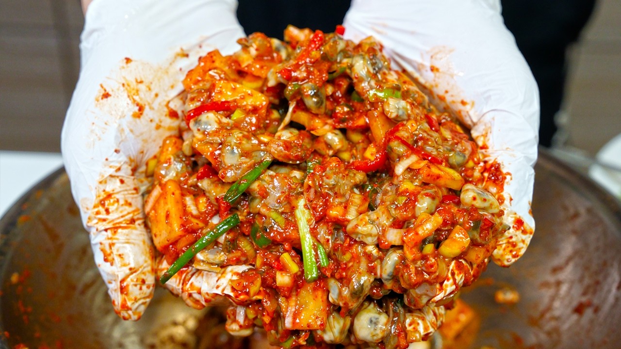 추억의 어리굴로 굴무침을 했더니 너무 맛있어서 흡입했습니다