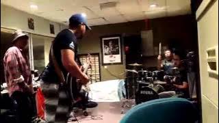 harry aziz and man keedal with masterpiece band cover song KEADILAN...