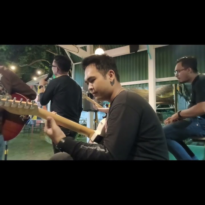 Andra And The Backbone Tunggu Aku Cover Shafelia Feat Dawai Islamibillah #shortsvideo #shorts
