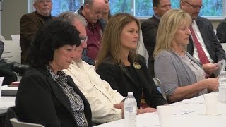 Officials meet to discuss the state of work force in Onslow County