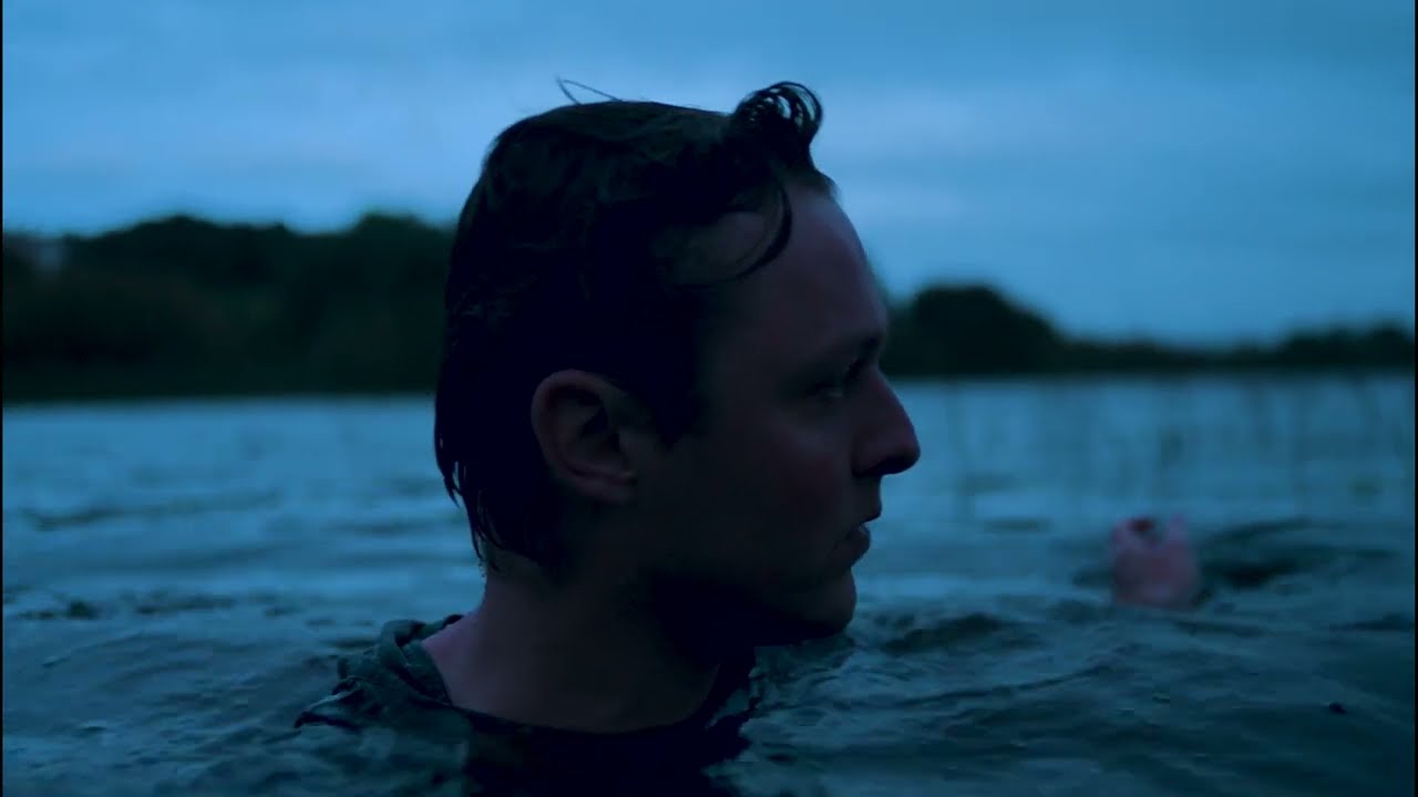 Joshua Burnside - Climb the Tower (Official Music Video) auf YouTube ansehen Joshua Burnside - Climb the Tower (Official Music Video) auf YouTube ansehen