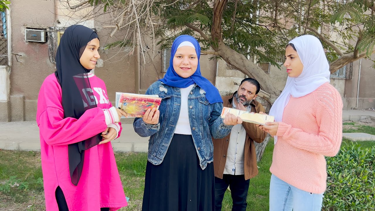 اب يرفض مساعدة بنت اخوة عشان اشطر من بنتة !!