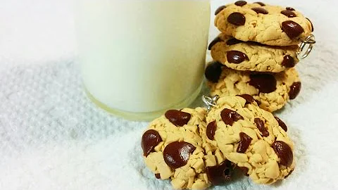 Polymer Clay Chocolate Chip Cookie Tutorial