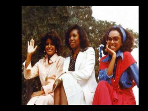 THE SUPREMES - I'm Gonna Let My Heart Do the Walki...