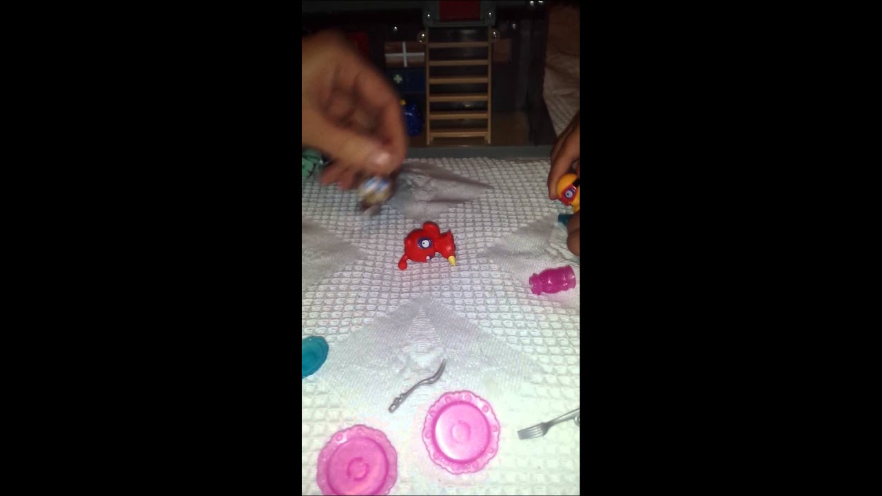 Moshi monsters & zomlins