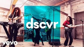 Video thumbnail of "MUNA - I Know A Place - Vevo dscvr (Live)"