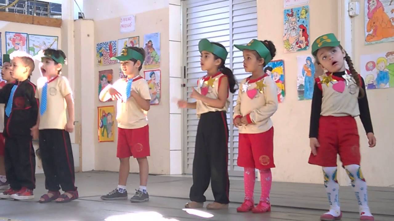 Amiguinho - Carrossel - YouTube