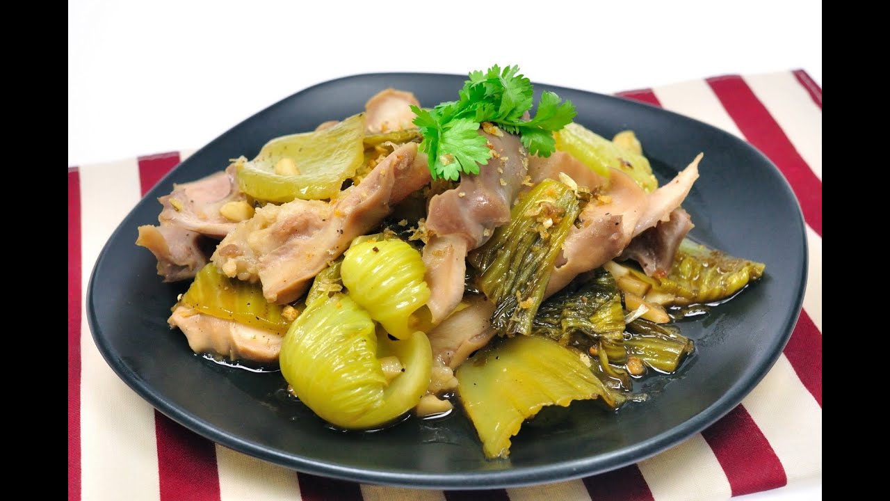 กระเพาะหมูผัดเกี่ยมฉ่าย