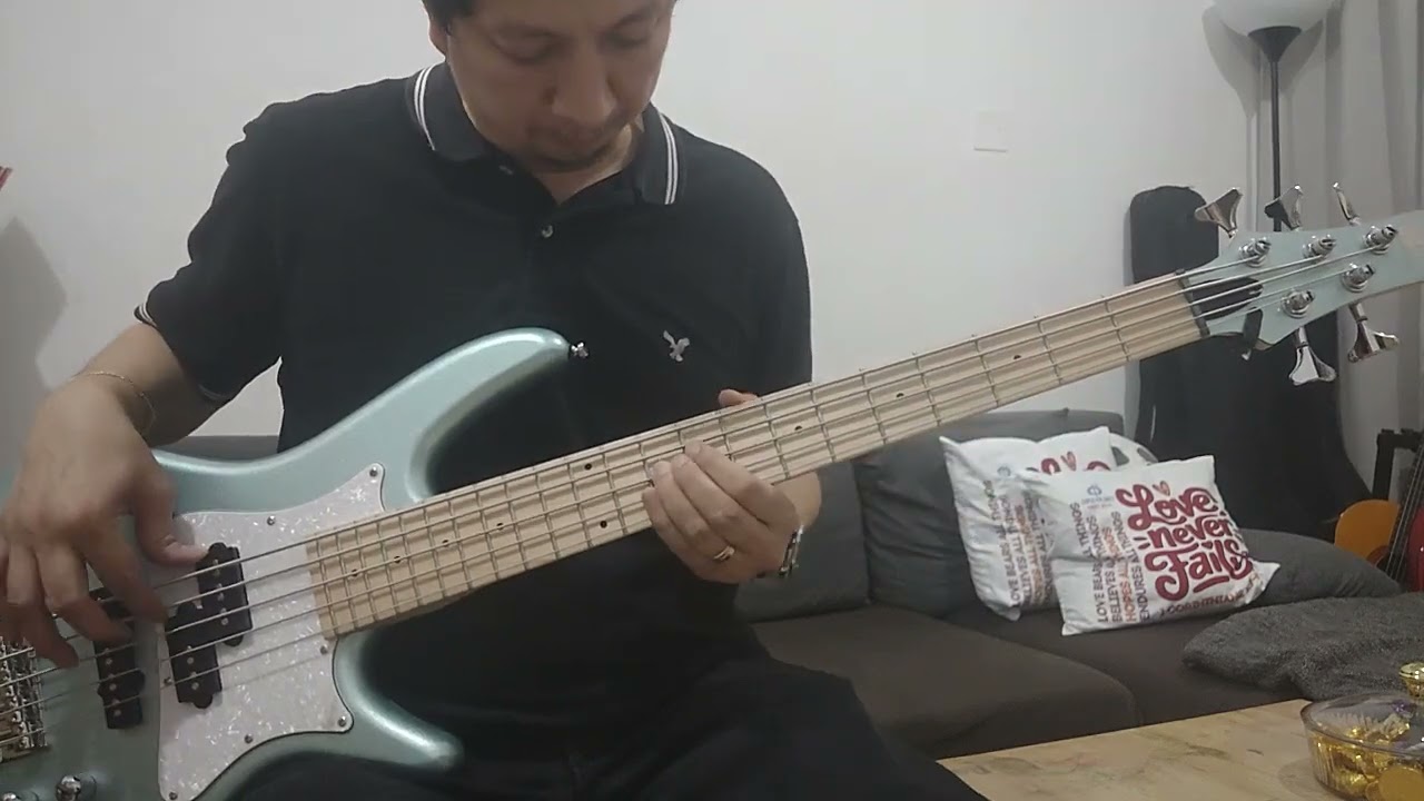 YOU ARE KING  by LIVELOUD, bass cover.