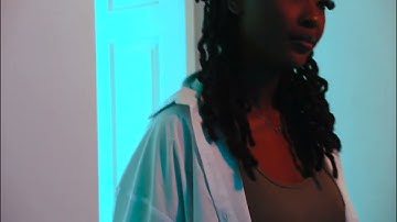 Bling4 - Mwedzi uchingotanga  (Official Music Video)