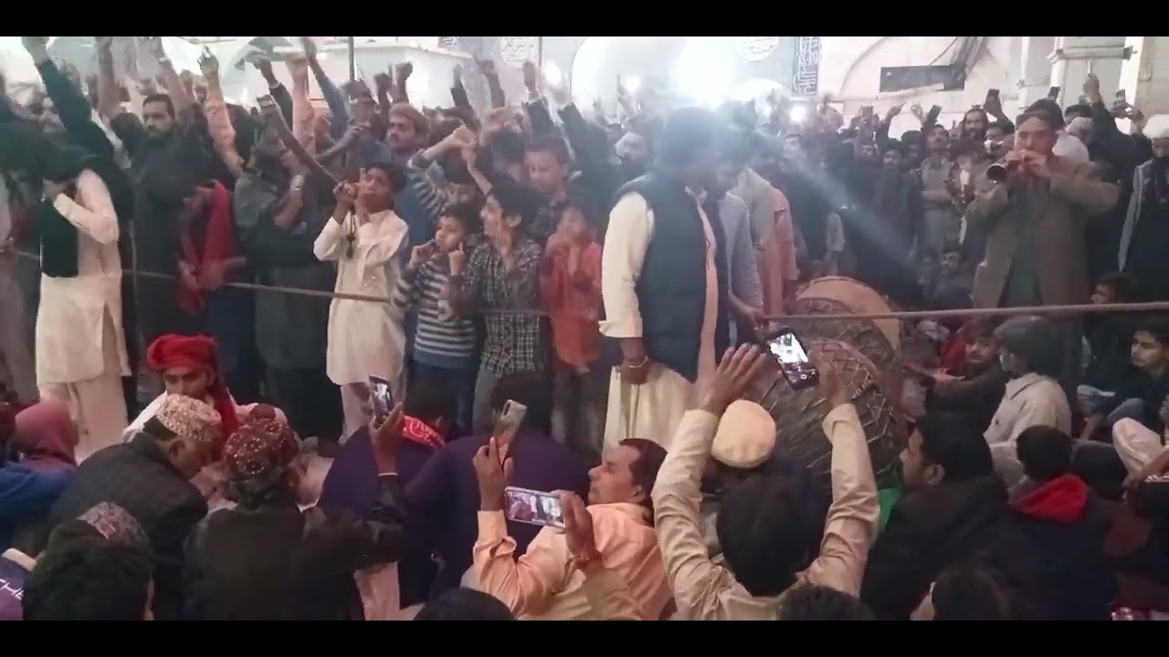 1/1/2023 1444 H  Dhamal Ziyart Sakhi Lal Shahbaz Qalandar RA🚩