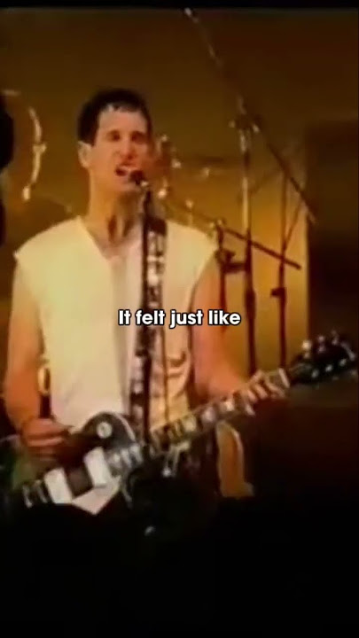 When we played the Ashtoria in 2000. We miss this place. Who was there?