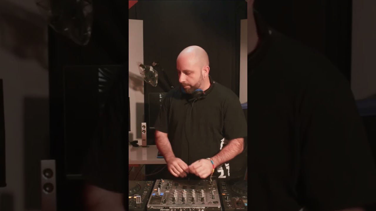 New episode of my podcast, Melodic Wormd 079 ➡️ #melodicworld #electronicmusic #progressivehouse