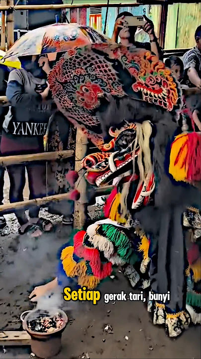 Between Entertainment🥰 and Ancestral Honor🤓 #jaranan #barongan