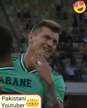 Toni Kroos amazing corner kick goal against valencia