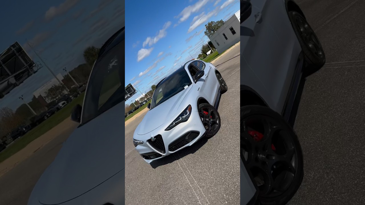 2024 Alfa Romeo Stelvio Competizione is flawless 😍 